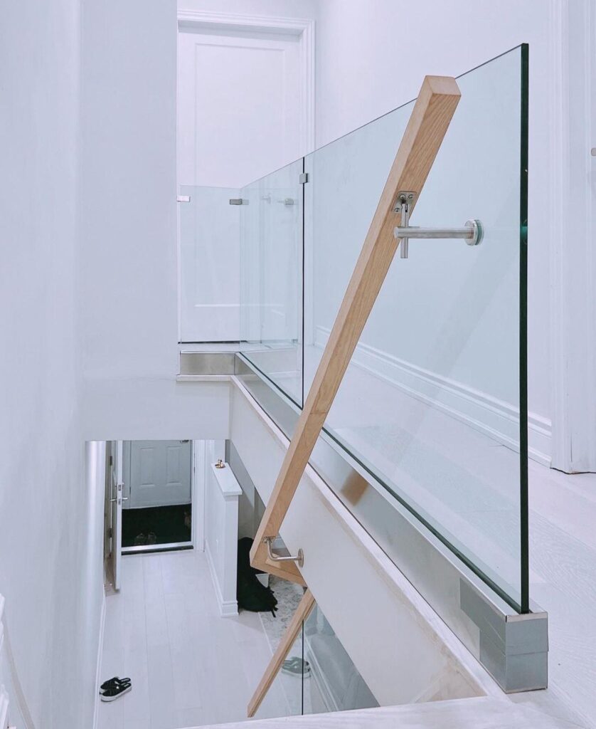 tempered glass railing for balcony, stairs,showers, doors